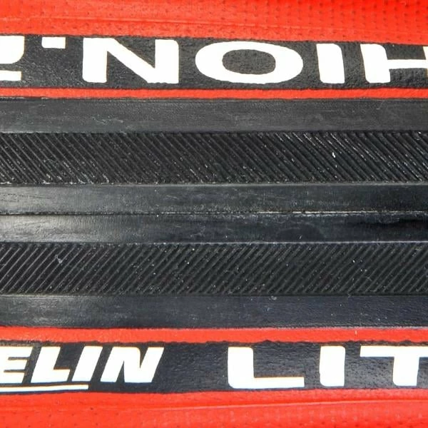 Pneu MICHELIN LITHION 2 700x23c Souple 4 Pneu MICHELIN LITHION 2 700x23c Souple – Image 2