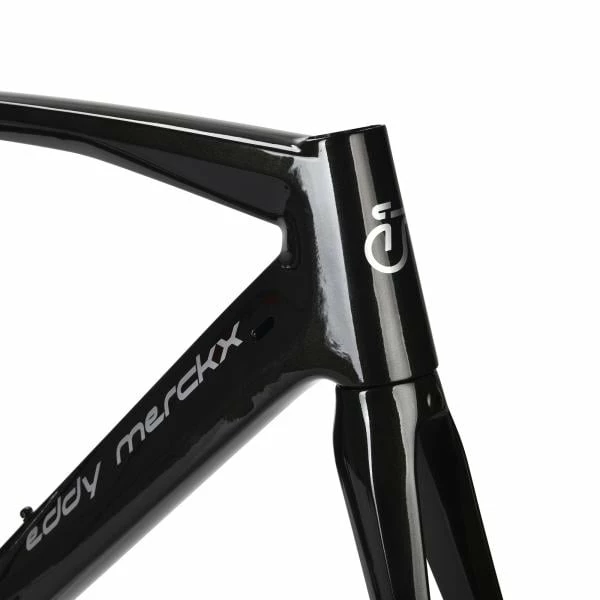 Cadre Route EDDY MERCKX SANREMO76 Noir/Argent 2020 – Edition Exclusive EDDY MERCKX 4 Cadre Route EDDY MERCKX SANREMO76 Noir/Argent 2020 – Edition Exclusive EDDY MERCKX – Image 2